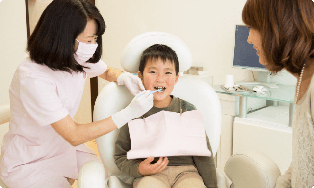 子供の虫歯予防・定期検診 写真
